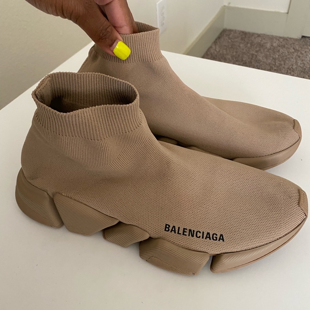 Tan balenciaga shoes size 39